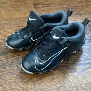 Kids Nike Cleats Size 4